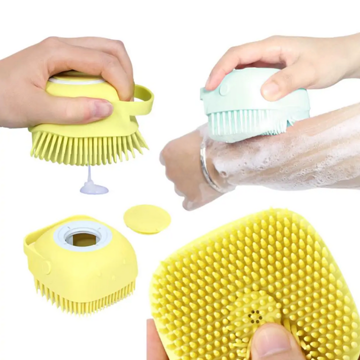 Lindo cepillo de baño para perros